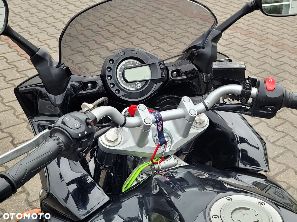 Yamaha FZ6 - 16