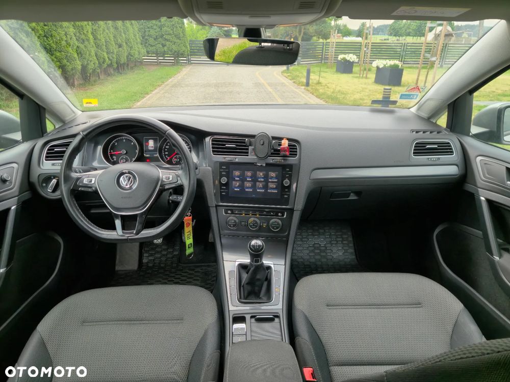 Volkswagen Golf 1.6 TDI BMT Comfortline - 14