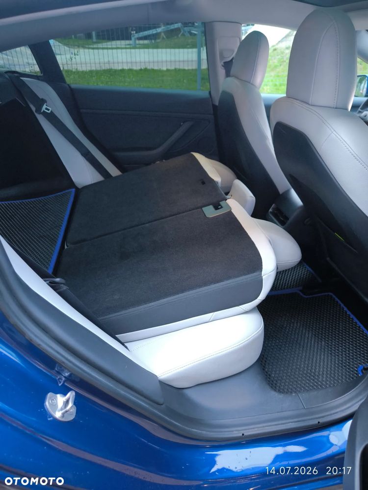 Tesla Model 3 - 15