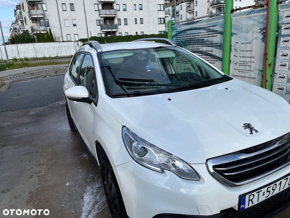 Peugeot 2008 - 4