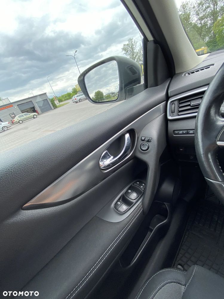 Nissan Qashqai 1.6 DCi 4x4 Tekna EU6 - 20