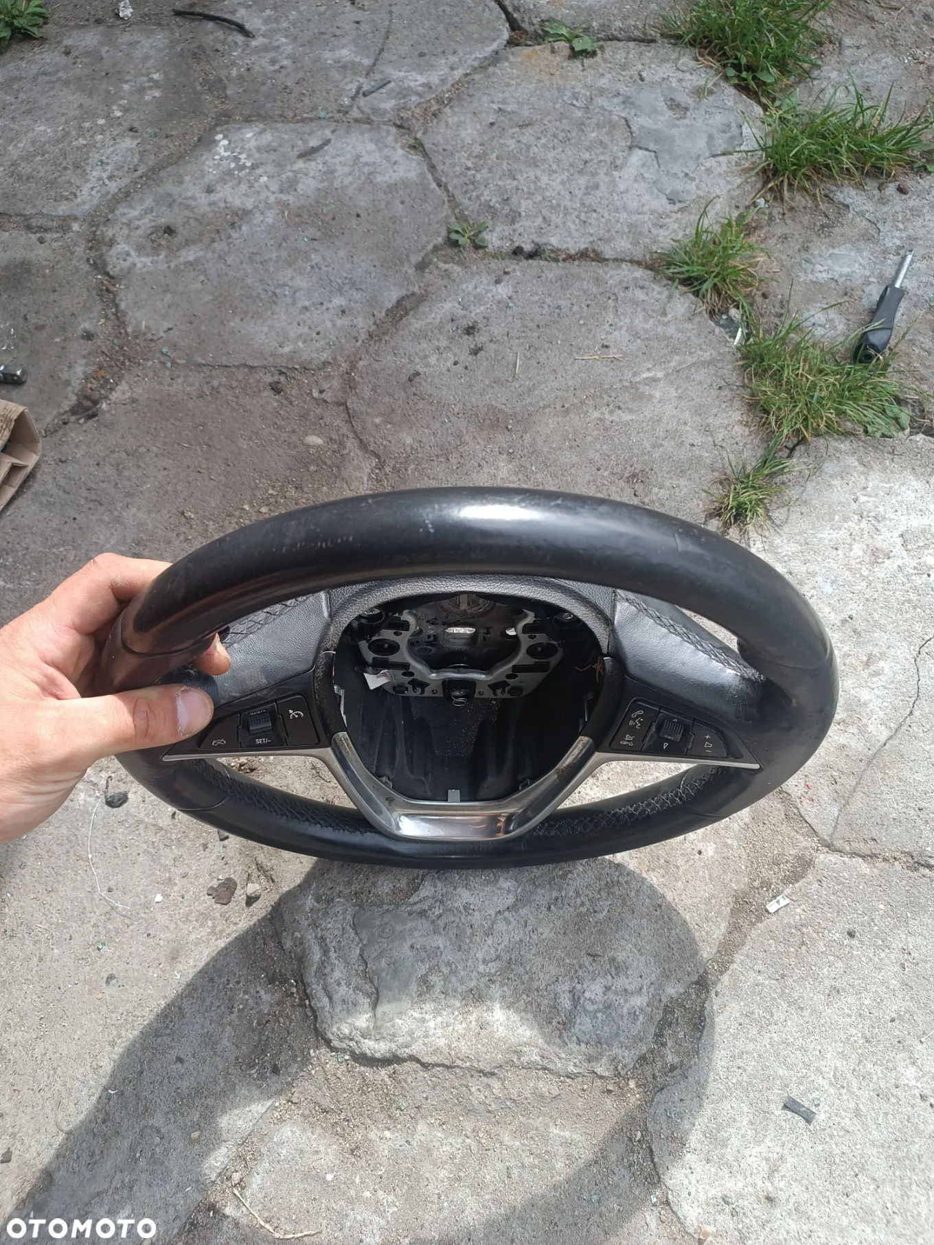 Opel Insignia a KIEROWNICA SKÓRA MULTIFUNKCJA - 6