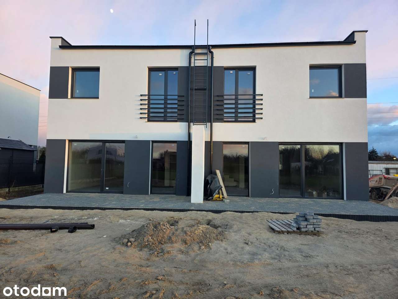 Kiekrz/4 pokoje/2 łazienki/działka ok 300 m2/ogrz podłogowe - Pełny obrazek: 2/12