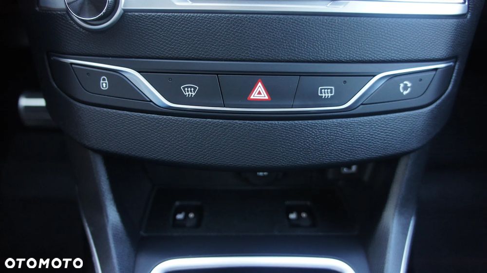 Peugeot 308 - 22