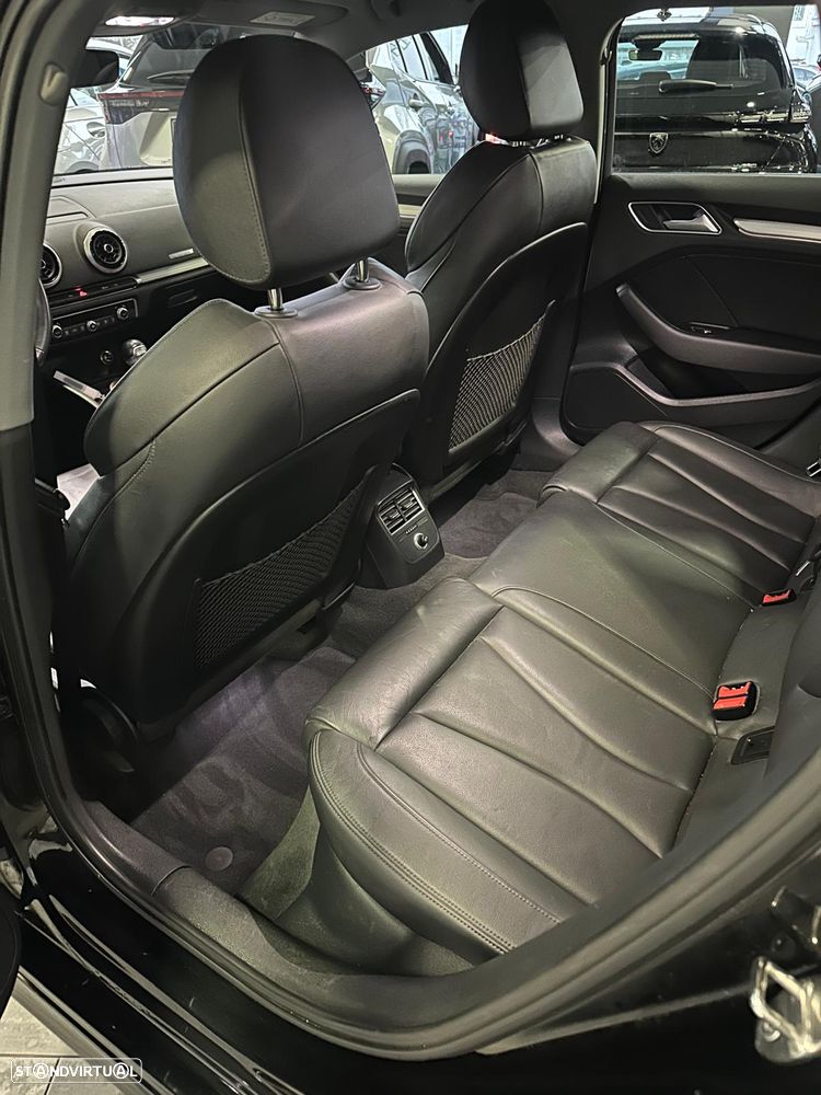 Audi A3 Sportback - 8