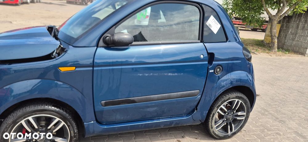 Microcar DUE - 7