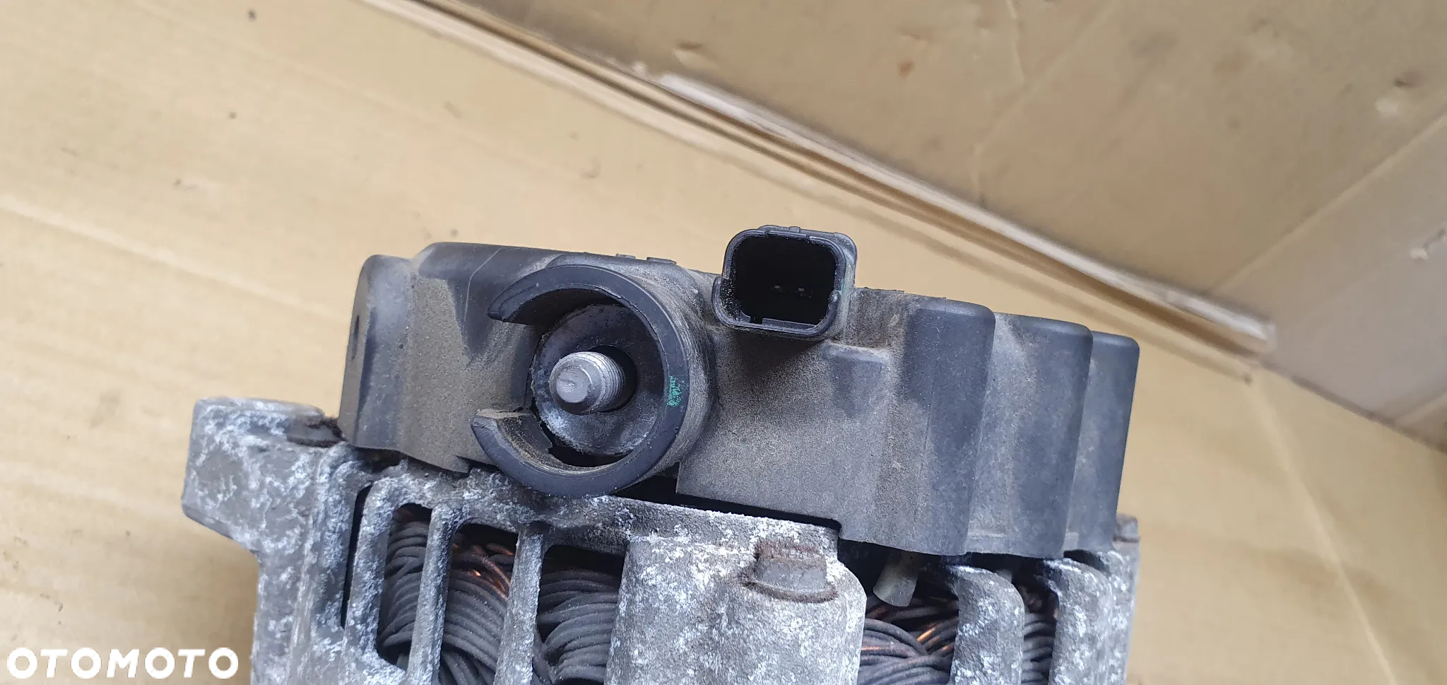 Alternator prądnica Citroen C5 2.0 HDI 9661544880 - 5