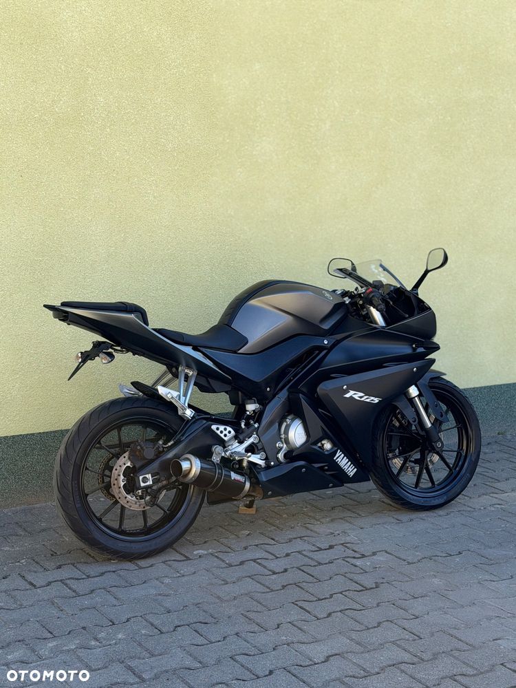 Yamaha YZF - 9