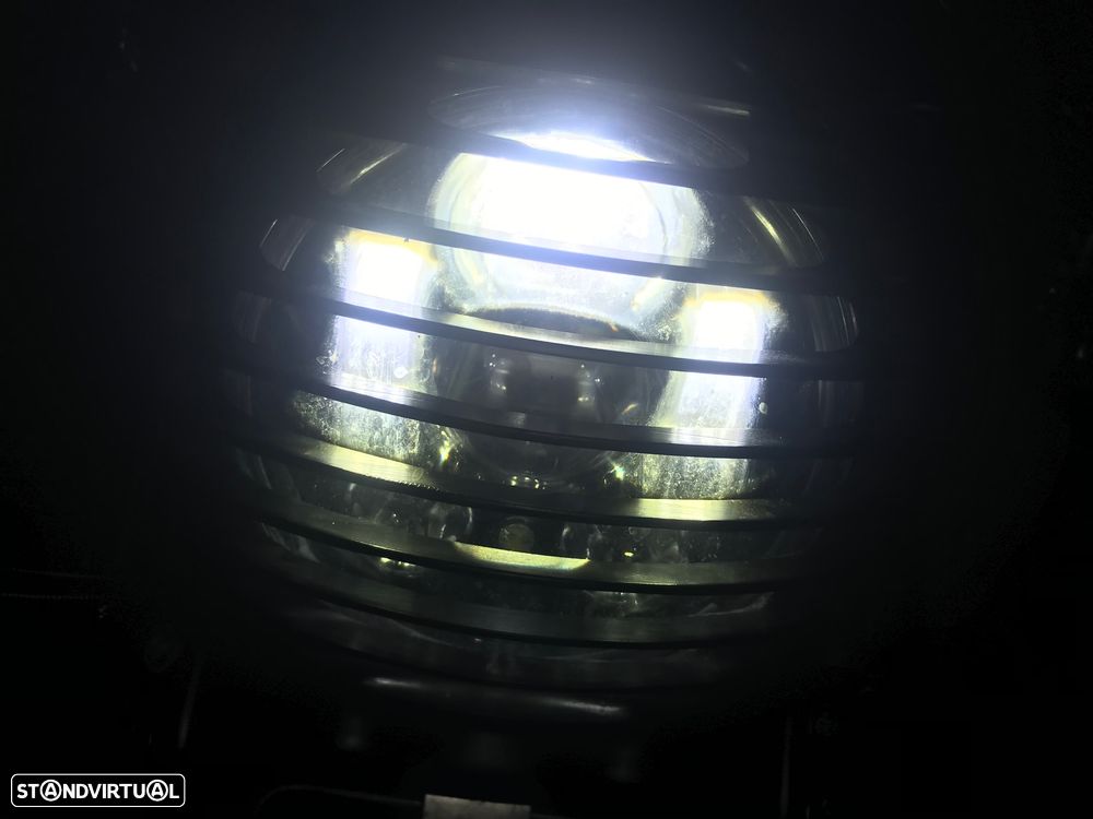 Harley-Davidson Sportster XL 1200 Roadster - 11