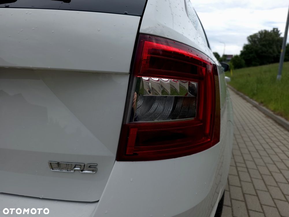 Skoda Octavia 2.0 TDI RS - 32