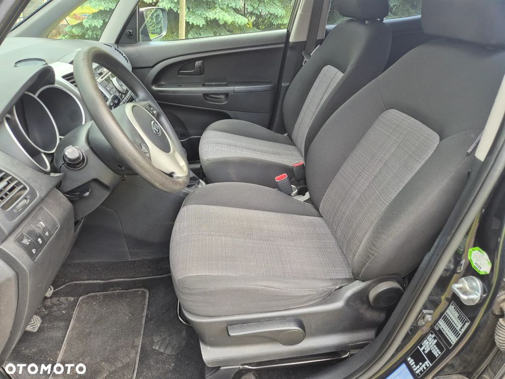 Kia Venga 1.4 CVVT ISG Vision - 8