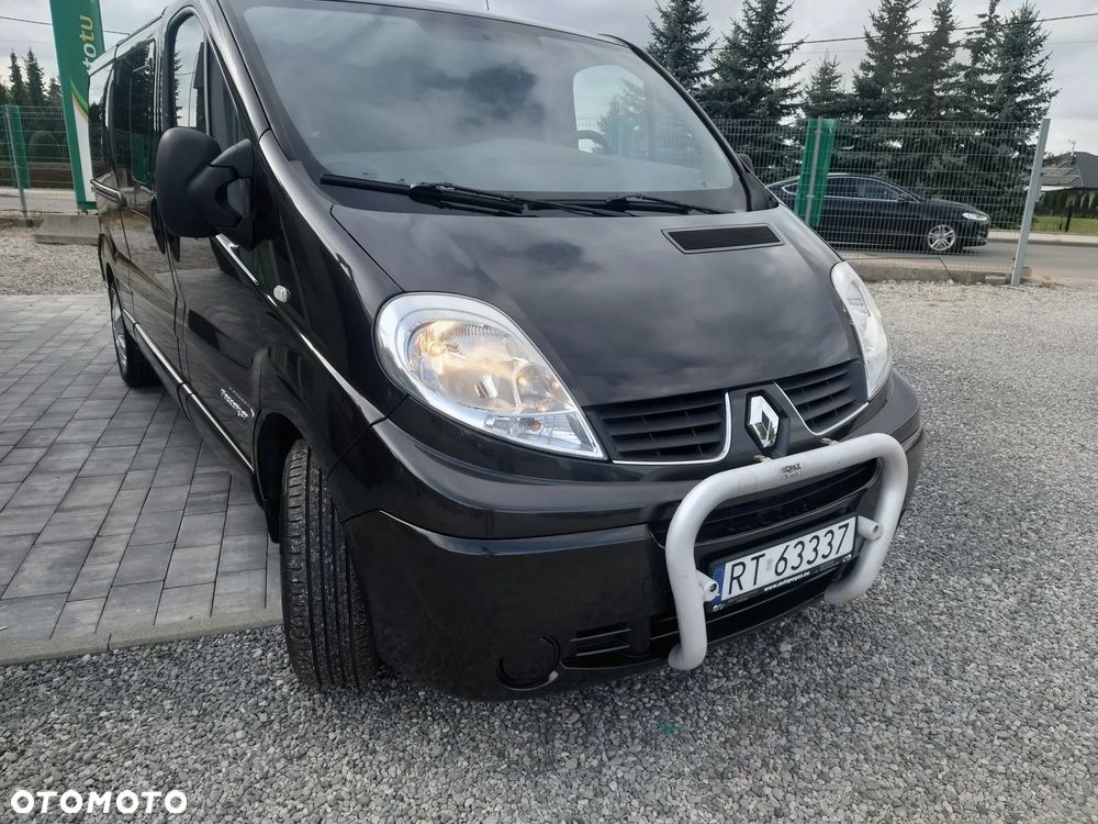 Renault Trafic FAP Grand Passenger Black Edition - 3