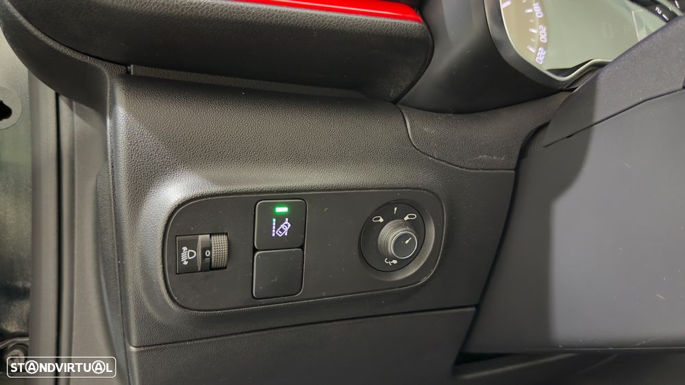 Citroën C3 1.2 PureTech Shine EAT6 - 20