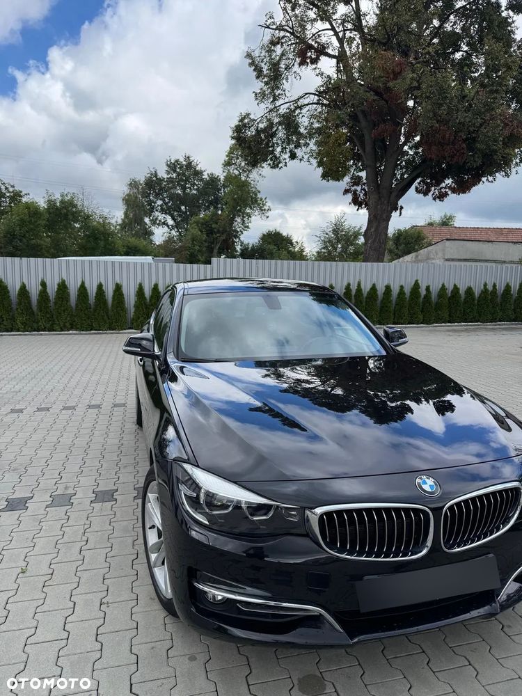 BMW 3GT 330i xDrive - 1
