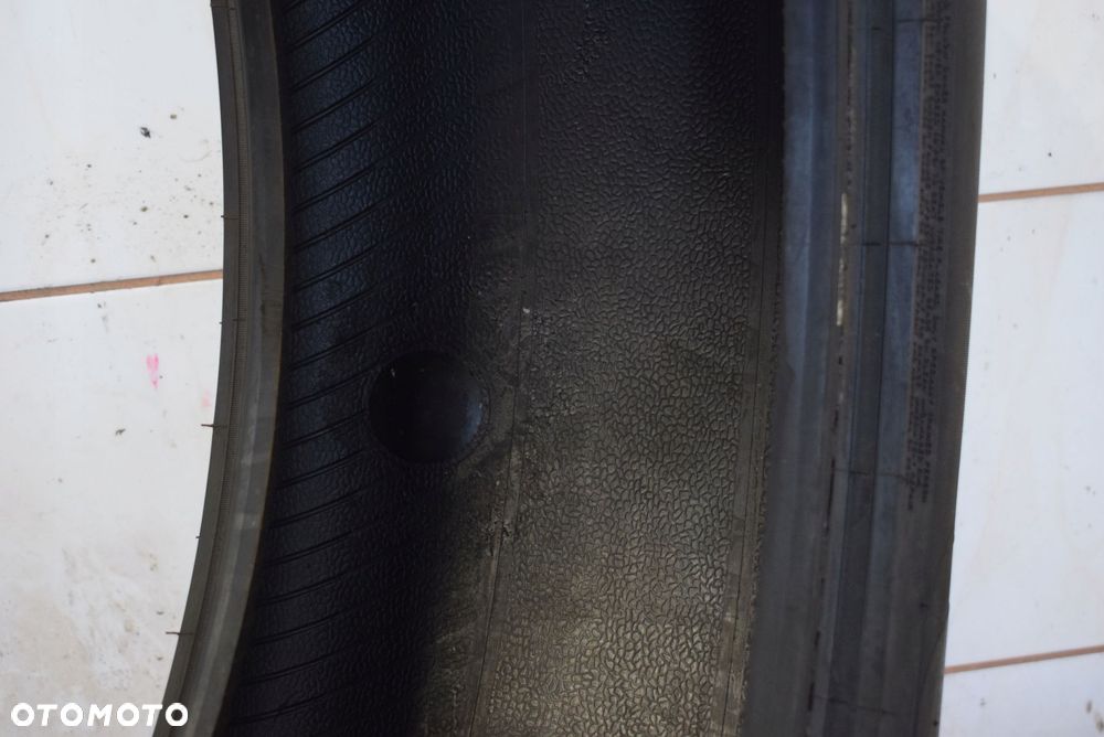 R20 255/50 Pirelli Scorpion Winter AO - 8