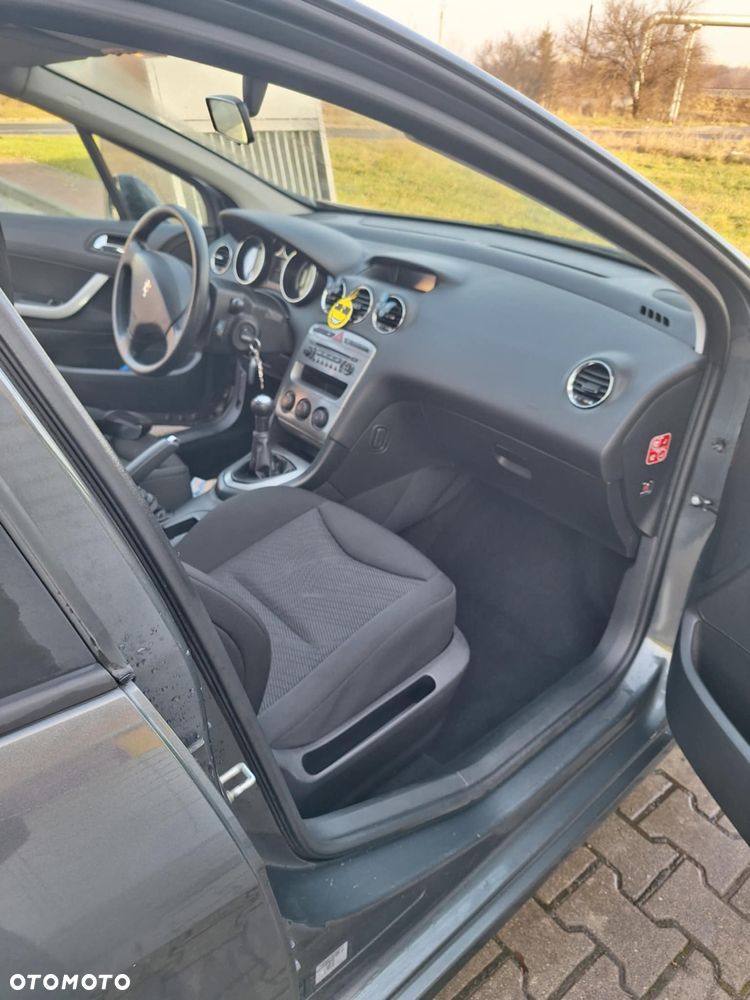 Peugeot 308 1.4 Trendy - 4