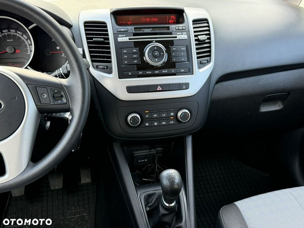 Kia Venga 1.4 CRDi M - 23