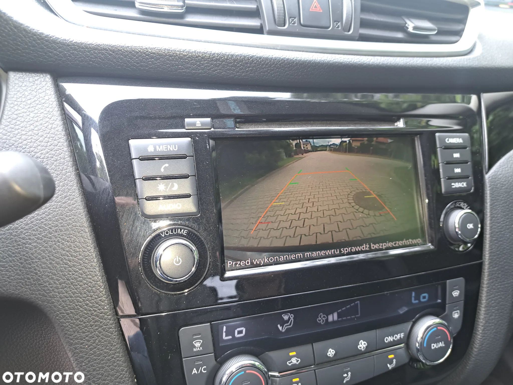 Nissan Qashqai 1.3 DIG-T N-Connecta - 10