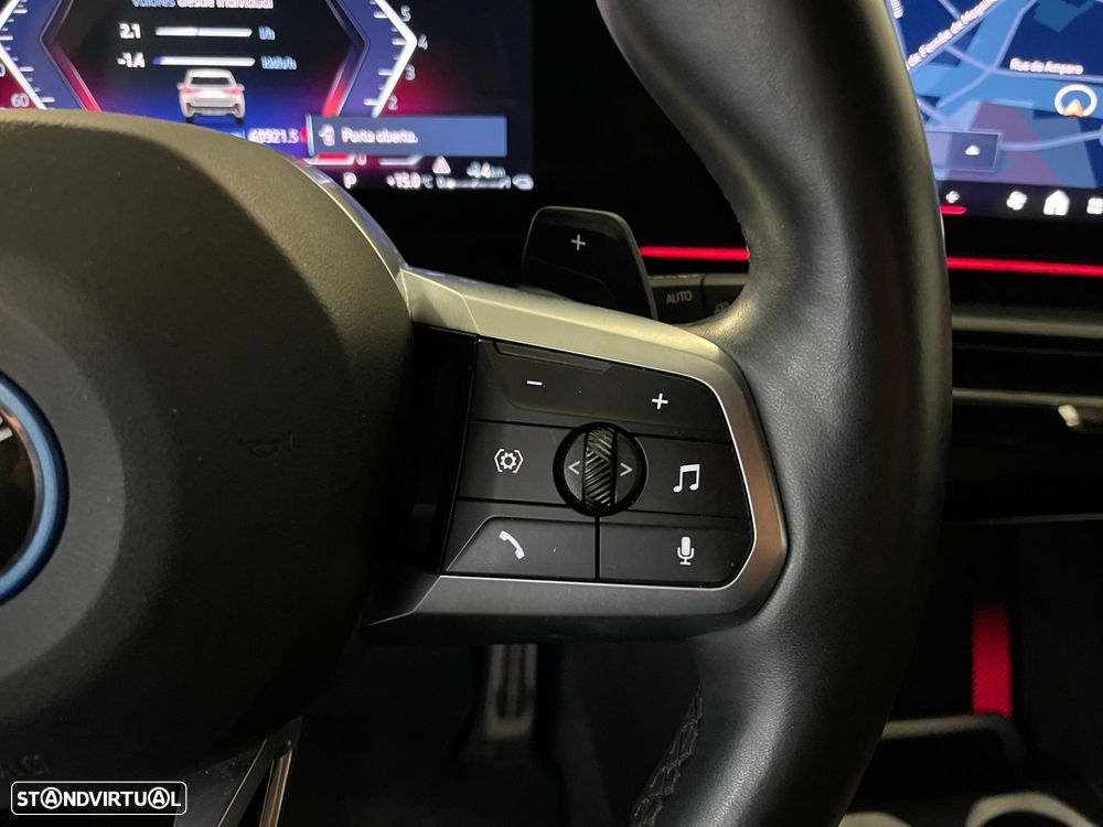 BMW X1 xDrive25e Pack Desportivo M - 34