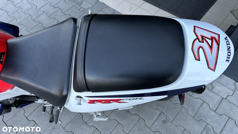 Honda CBR - 35