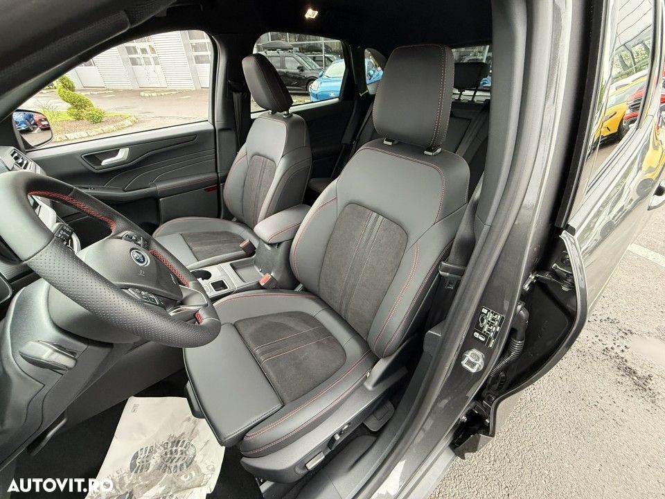 Ford Kuga - 13