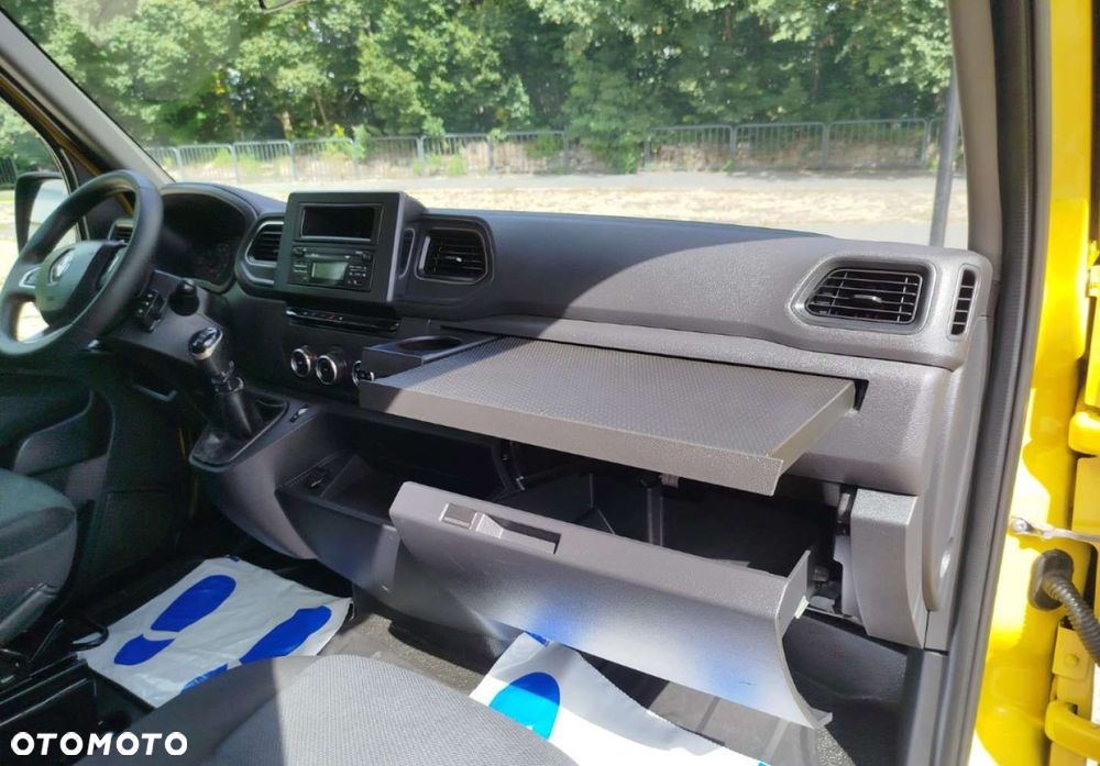 Renault Master - 18