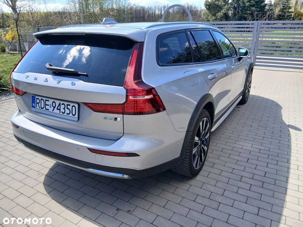 Volvo V60 Cross Country - 6