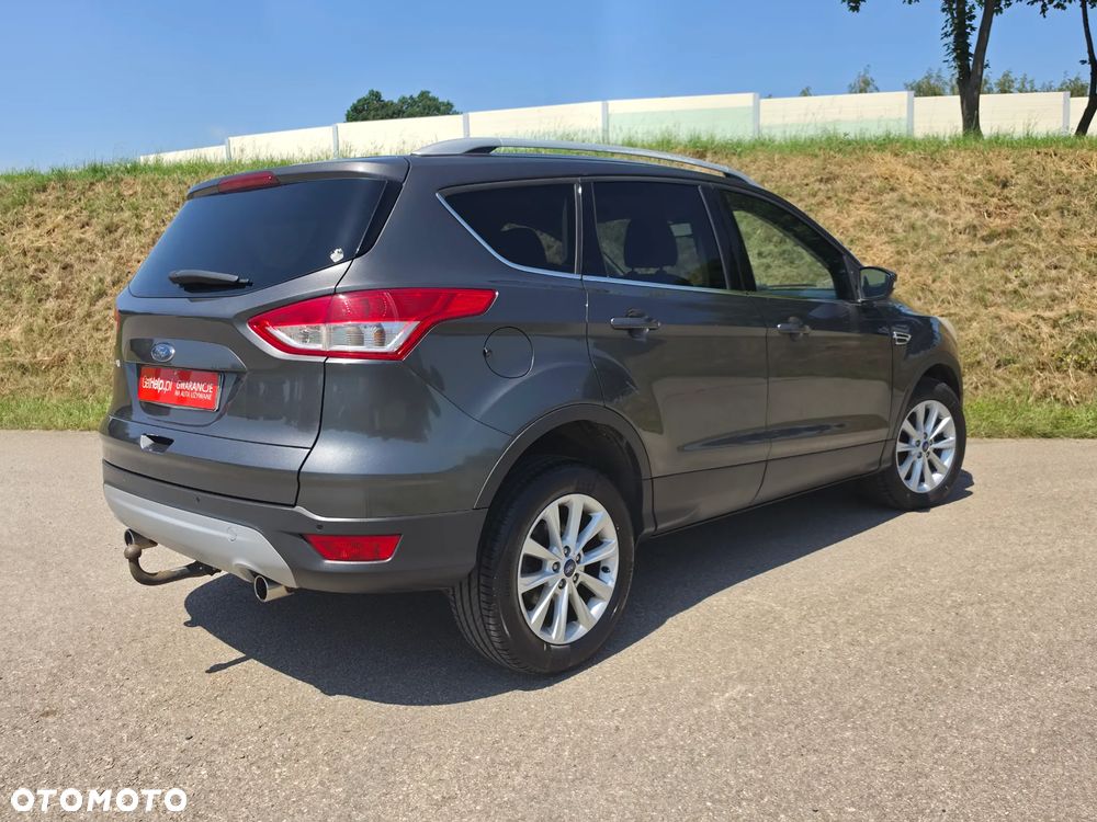Ford Kuga 2.0 TDCi 2x4 Titanium - 14