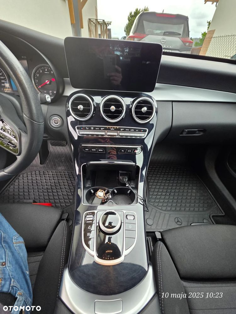 Mercedes-Benz Klasa C 180 9G-TRONIC - 15