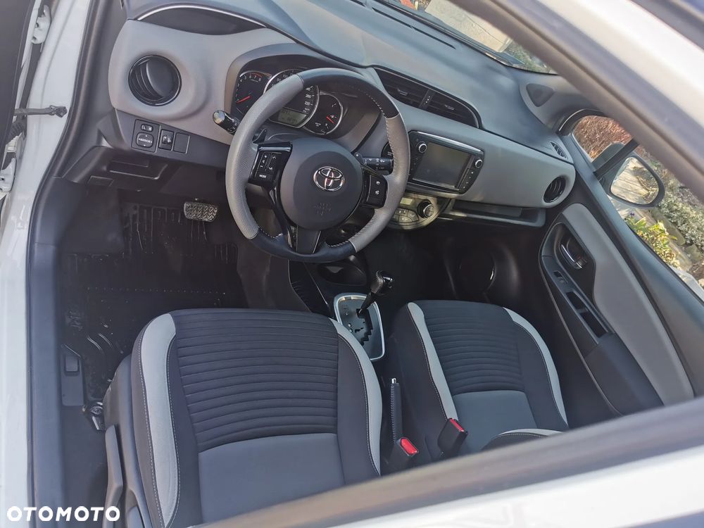 Toyota Yaris 1.33 Selection Platinum MS - 35