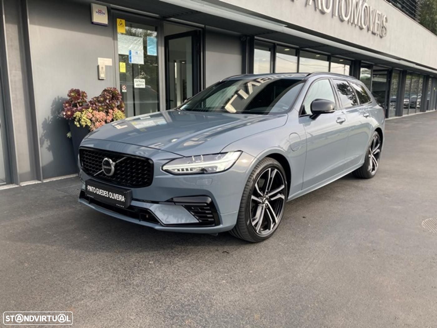 Volvo V90 2.0 T6 PHEV R-Design AWD - 1