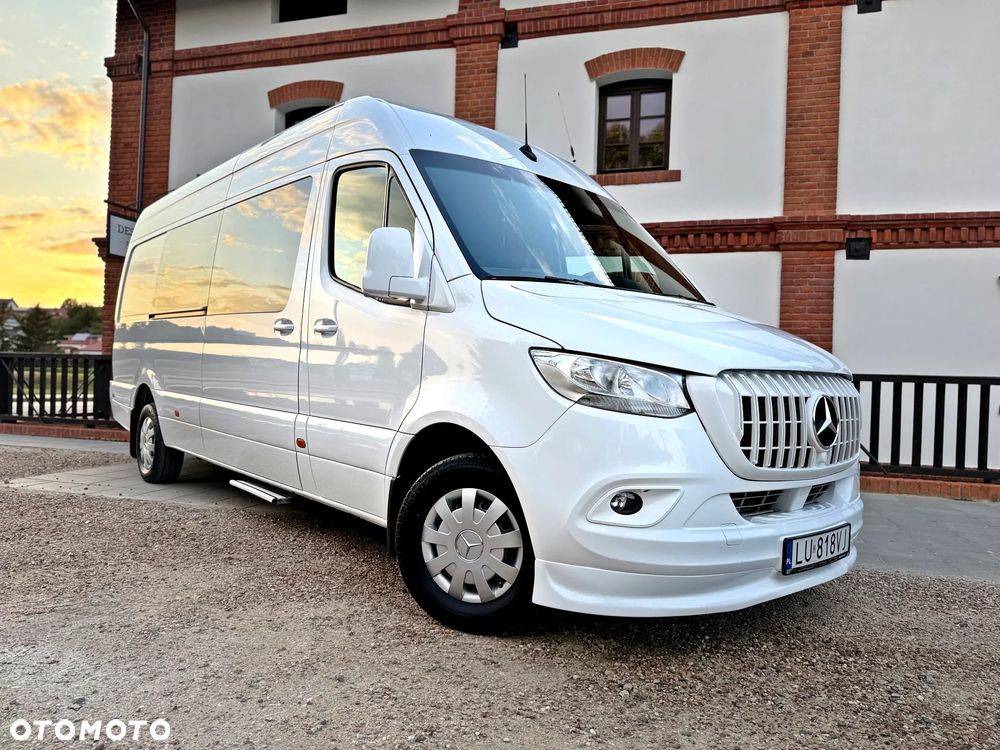 Mercedes-Benz Sprinter 907.235 - 4