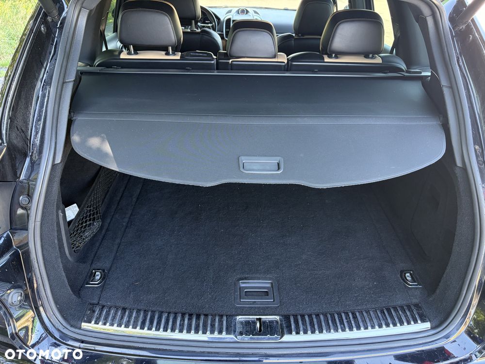 Porsche Cayenne Platinum Edition - 22