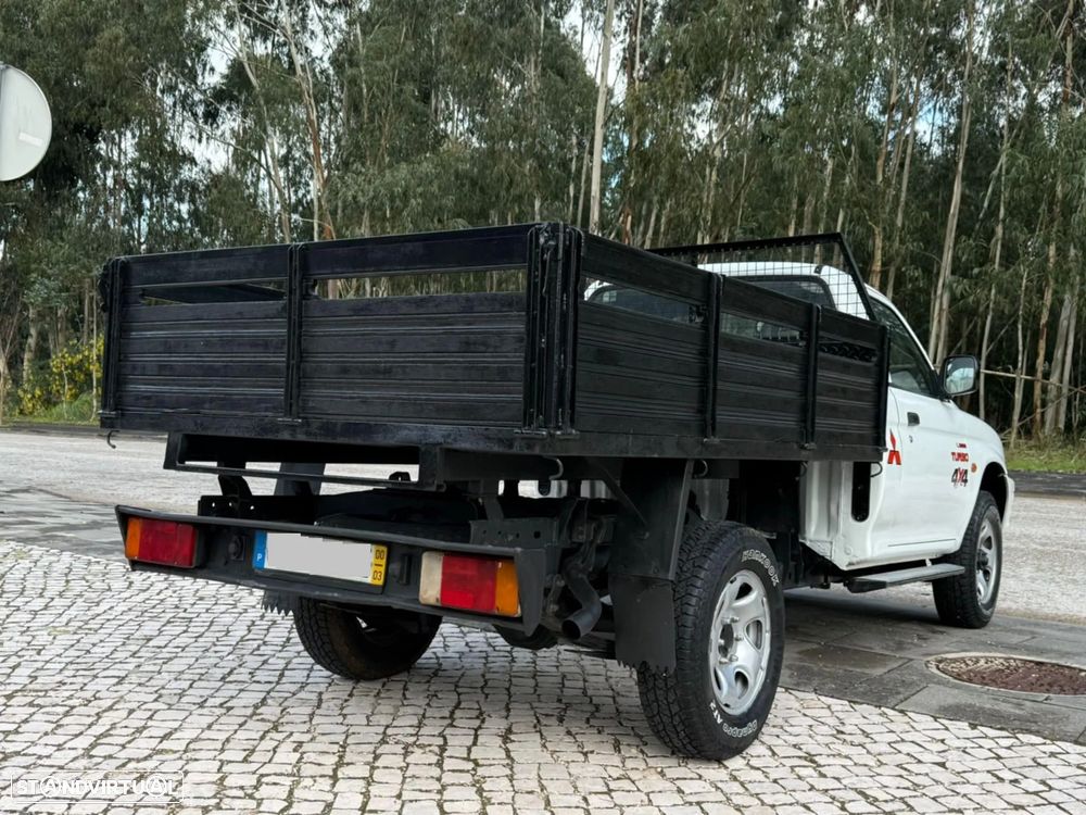 Mitsubishi L200 2.5 TD Club 3L - 7