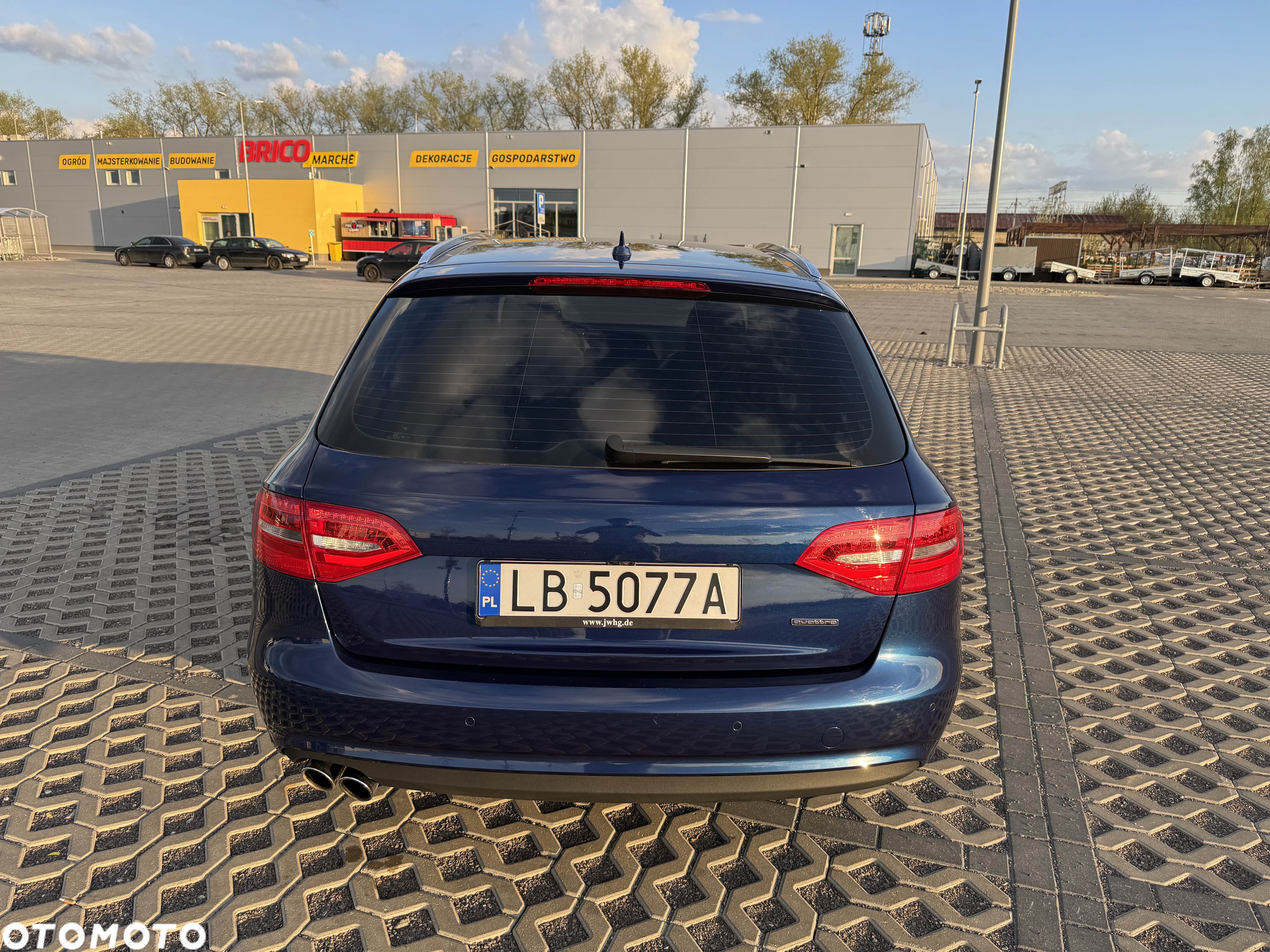 Audi A4 Avant 2.0 TDI DPF quattro S tronic Ambition - 4