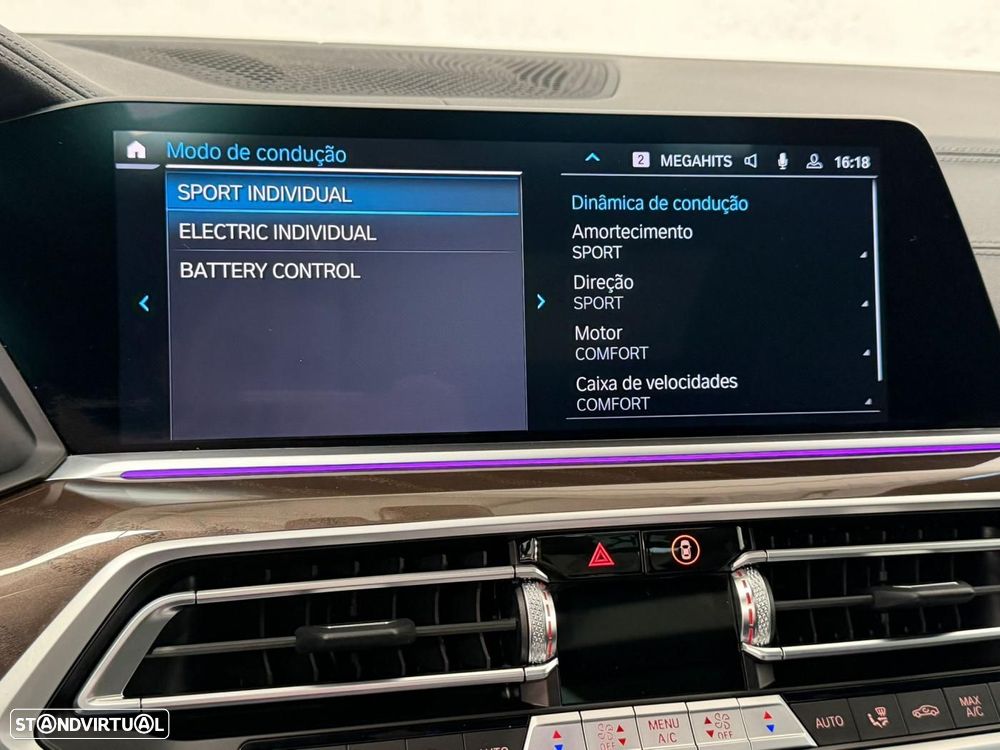 BMW X5 45 e xDrive Pack M - 29