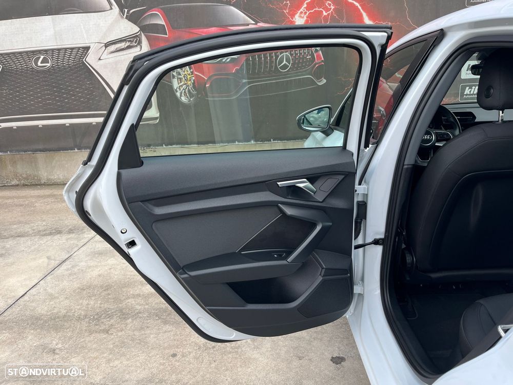 Audi A3 Limousine 30 TDI S tronic - 40