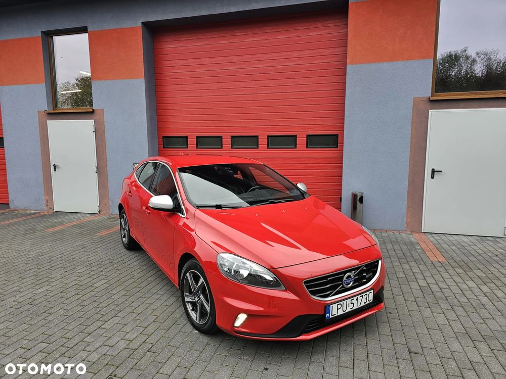 Volvo V40 D4 Summum - 1