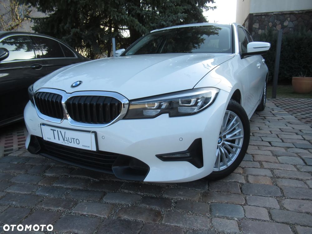 BMW Seria 3 318i Sport Line - 2