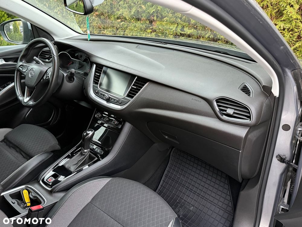 Opel Grandland X - 8