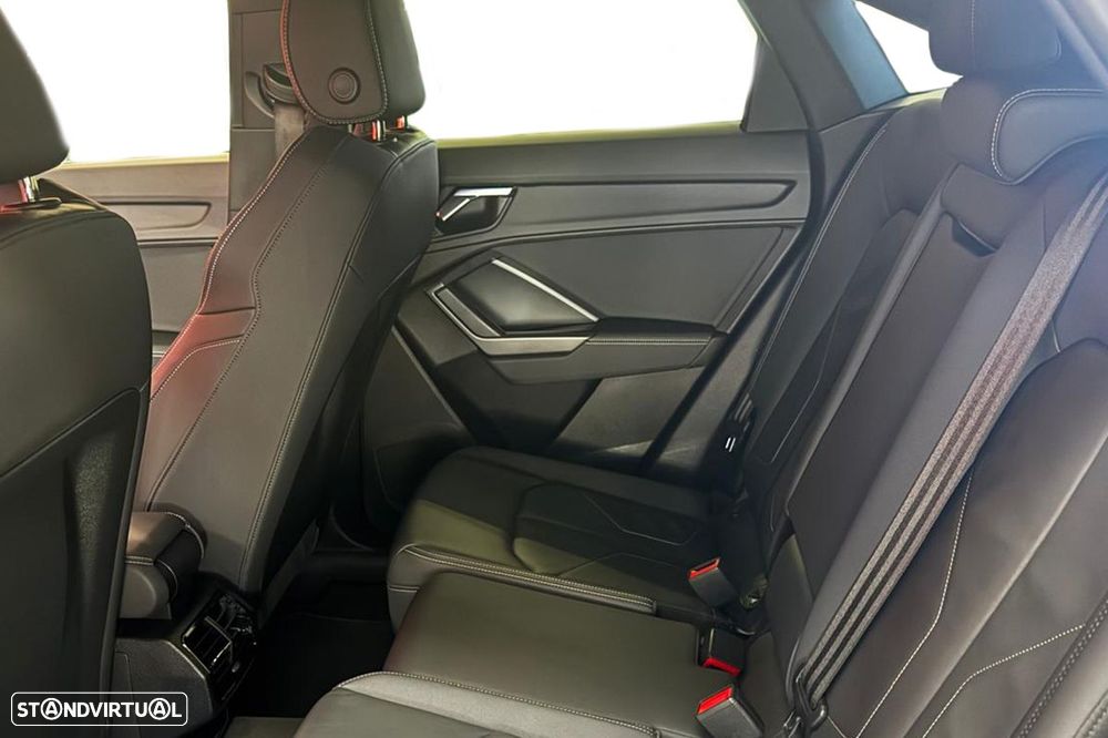 Audi Q3 Sportback 45 TFSIe S line S tronic - 11