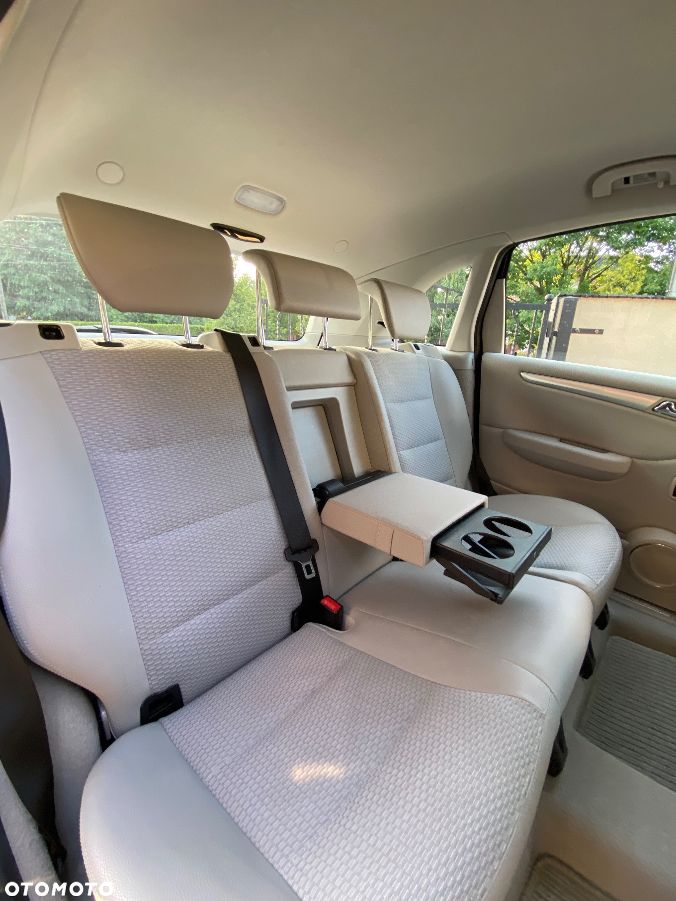 Mercedes-Benz Klasa B 200 CDI Autotronic Grand Edition - 38