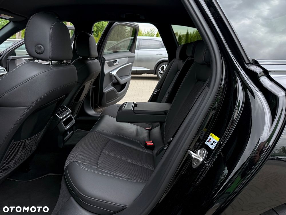 Audi A6 Avant - 33