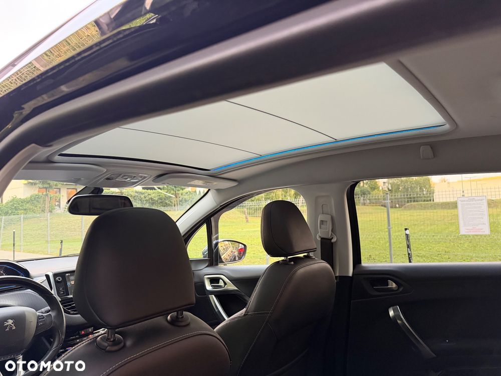 Peugeot 2008 120 VTI Allure - 16