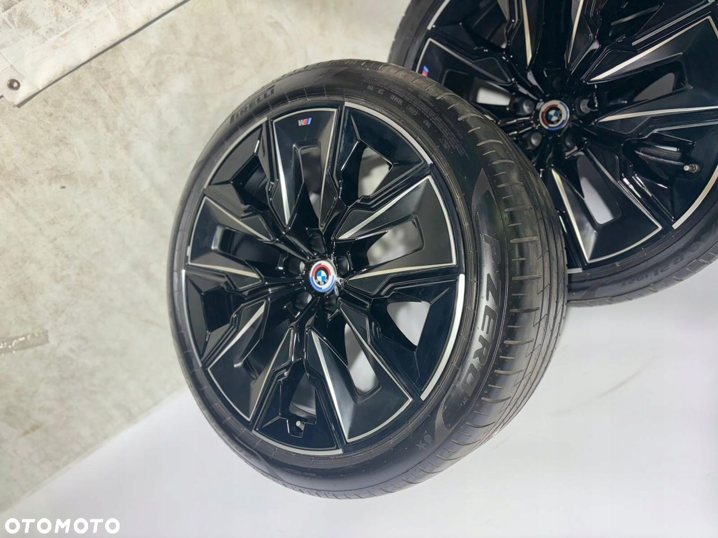 KOŁA FELGI ALUFELGI BMW i7 G70 5A19DF4 5A41F78 909M 285/35 R21 255/40 R21 - 10