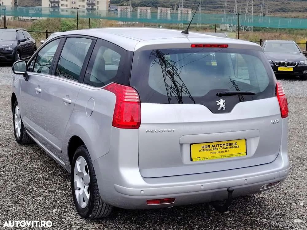 Peugeot 5008 HDI FAP 110 Active - 3