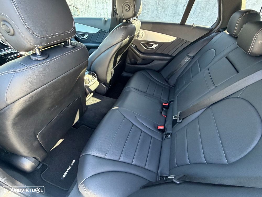 Mercedes-Benz C 220 d AMG Line - 11