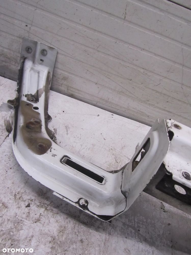 fiat doblo 10r->wzmocnienie pasa przedniego (uszkodzone) - 2