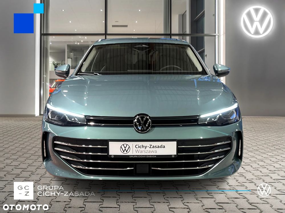 Volkswagen Passat - 8