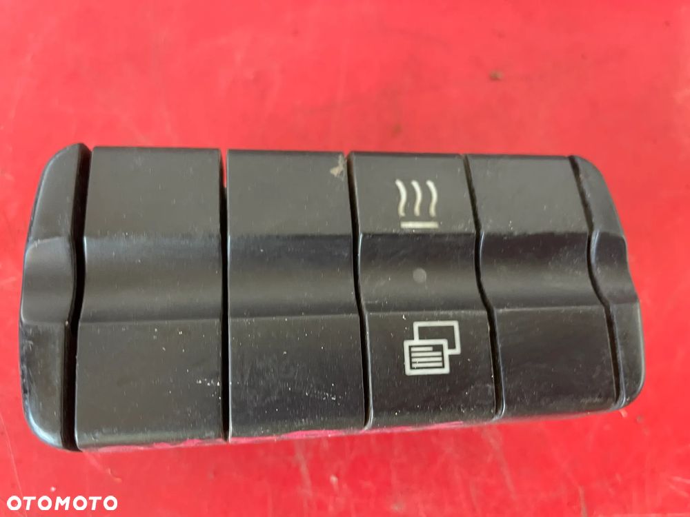 PANEL STERUJACY PRZEŁĄCZNIKI  MERCEDES ACTROS MP2  2003r - 2